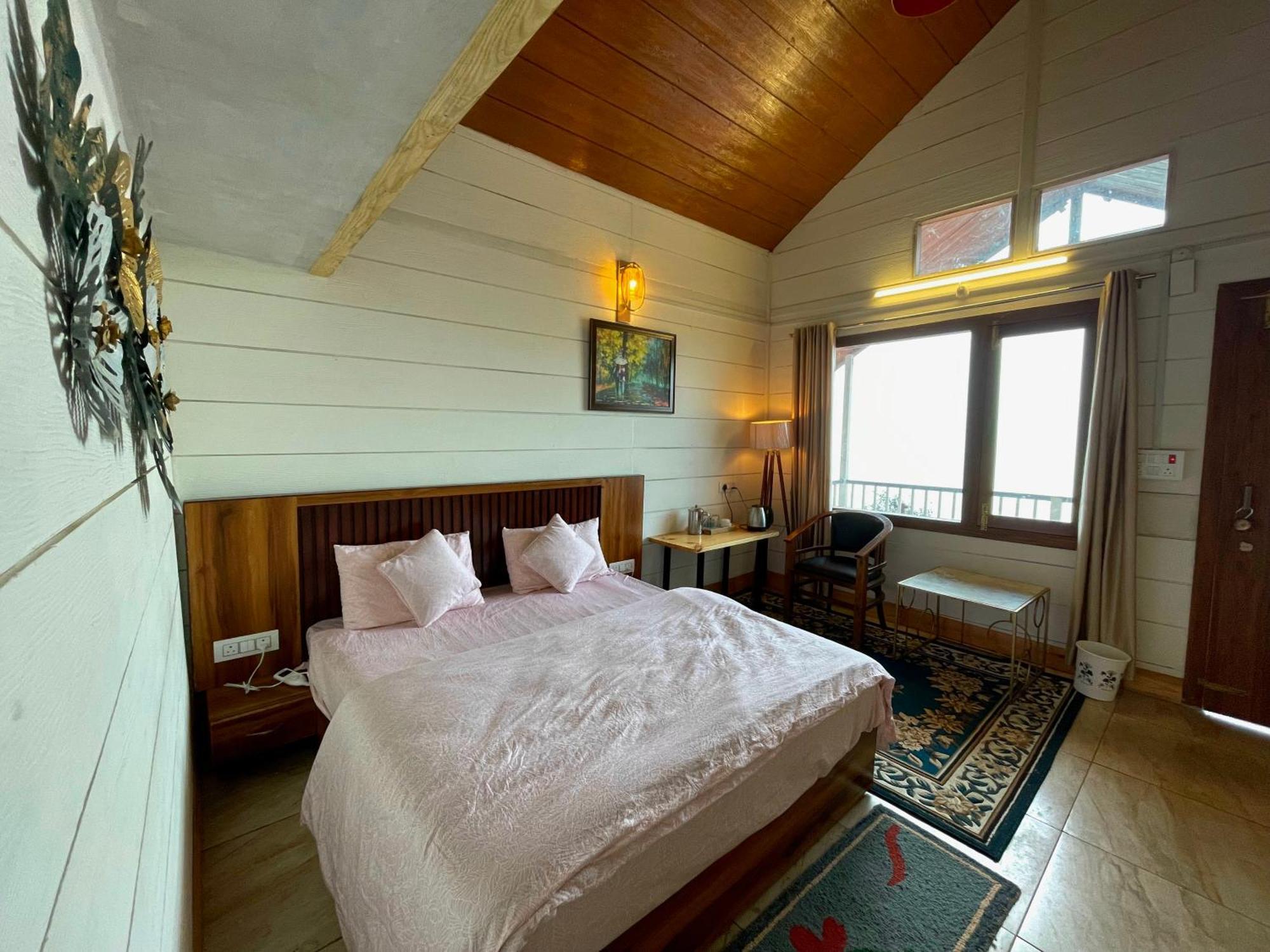 The Mystic Pines Hotel ไนนิตัล ภายนอก รูปภาพ